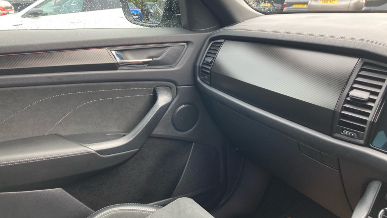 Skoda Kodiaq 2.0 TDI Sport Line 4x4 5dr DSG [7 Seat] Diesel Estate